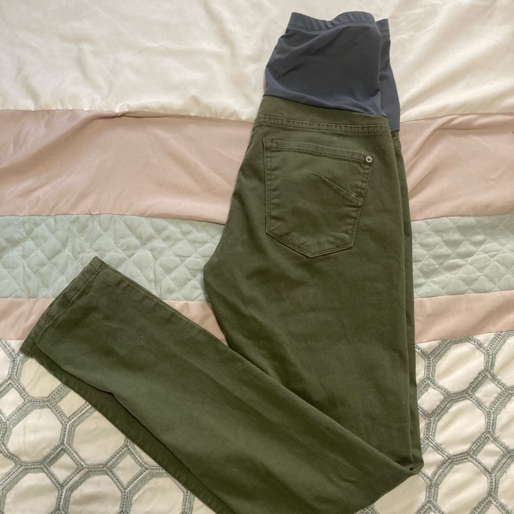 James Jeans Maternity Pant Size 26